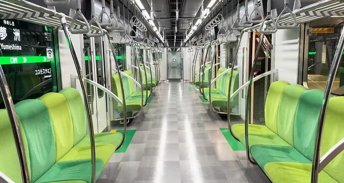 車内の座席